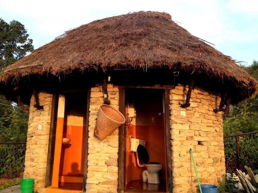 Bhanjyang Village Lodge Pokhara Extérieur photo